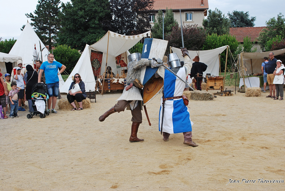 Fête médiévale : duel