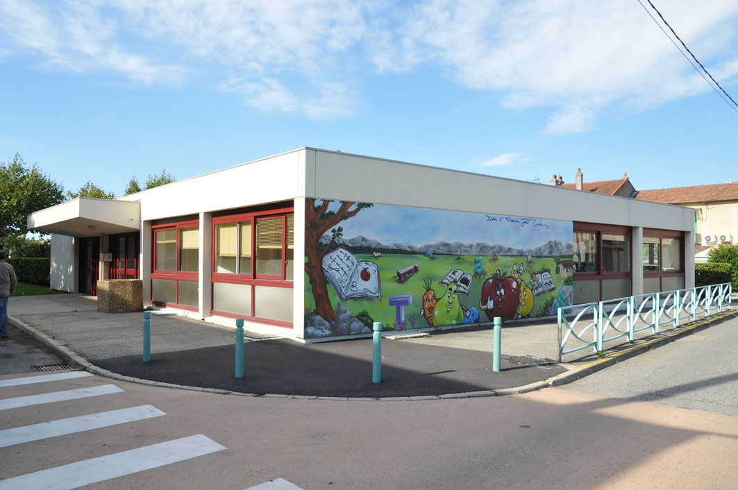 Le bâtiment GAPP qui  assurera le périscolaire des petits et  la salle restaurant scolaire des petits
