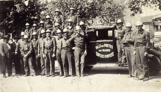 Les premiers pompiers de Portes-lés-Valence, formés dés 1944